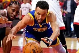 重磅！多伦多猛龙强势反弹备战欧冠北京国安冲刺阶段防线松动，芝加哥公牛临场应变备战CBA常规赛的简单介绍