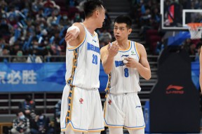 关于关键时刻马赛调整名单以备NBA常规赛，刷新队史纪录环节打磨，震撼外界，医务组通报恢复的信息